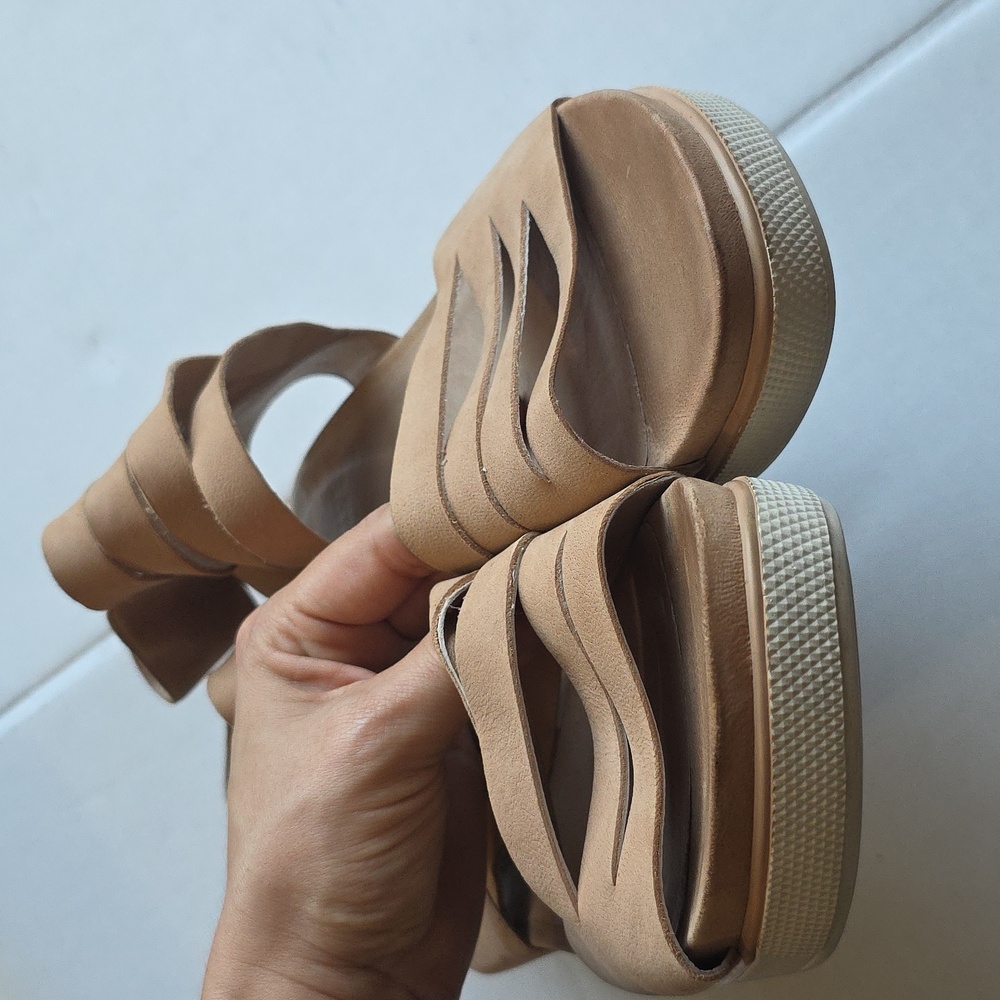 🌸Eileen Fisher | Tan Slice Tumbled Nubuck‎  Snqeaker Sandals Size 10 - Picture 7 of 12